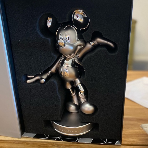 D23 Disney 100 Anniversary Mickey Statue - Picture 5 of 5